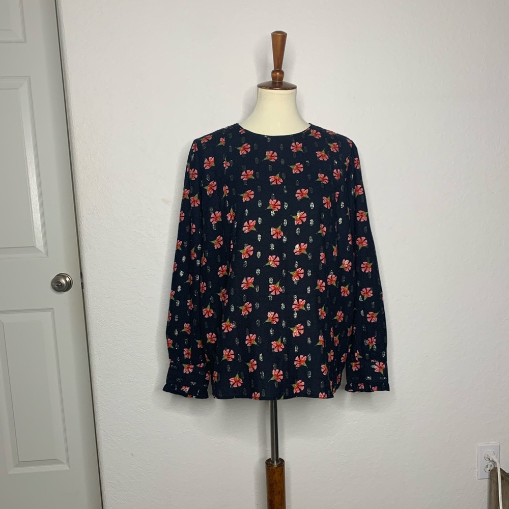 Loft blouse, size large. Brand new!